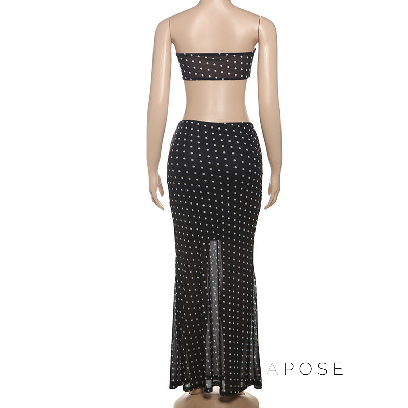 Beautifully Finished Garment in a Timeless Design