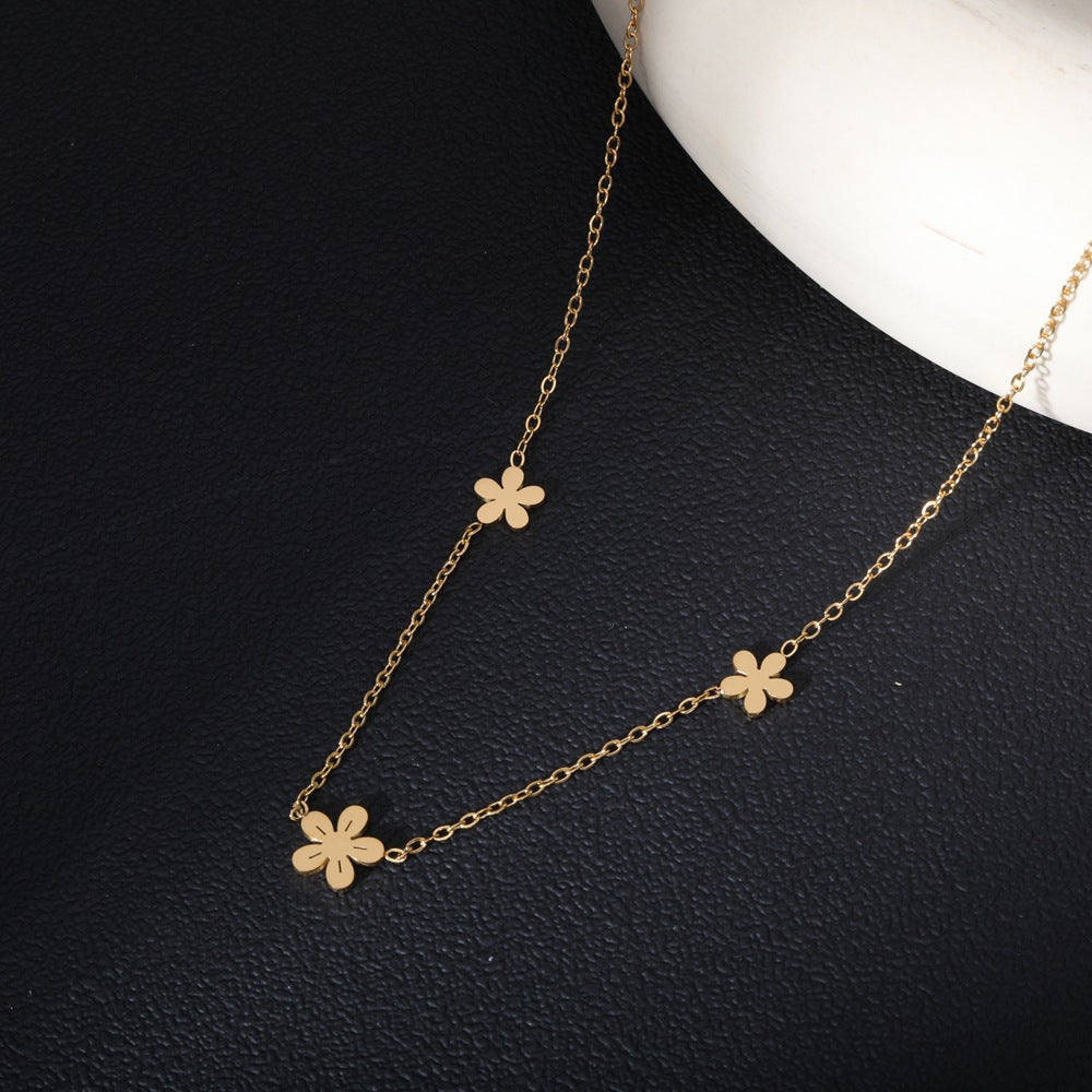 Delicate Flower Necklace