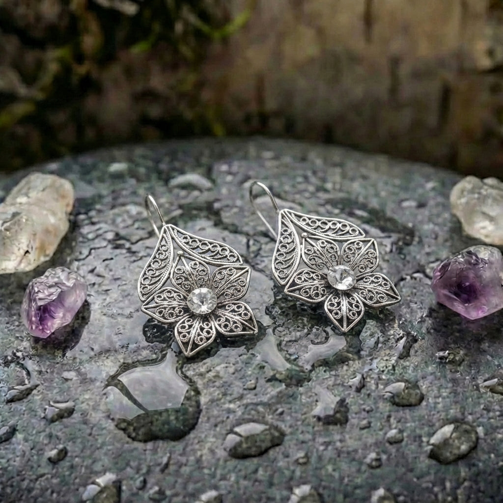 Vintage Filigree Leaf Earrings