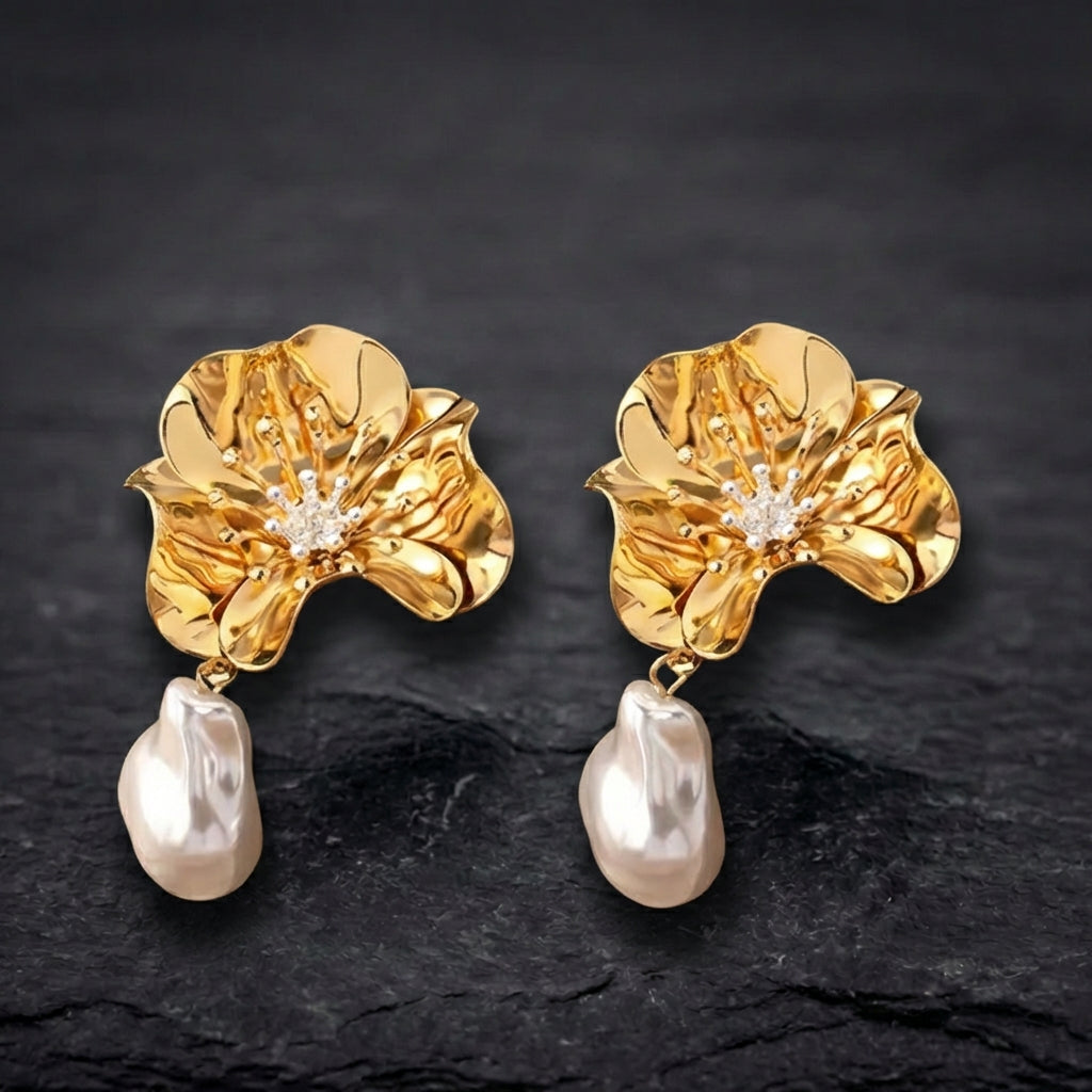 Vintage Flower Pearl Earrings