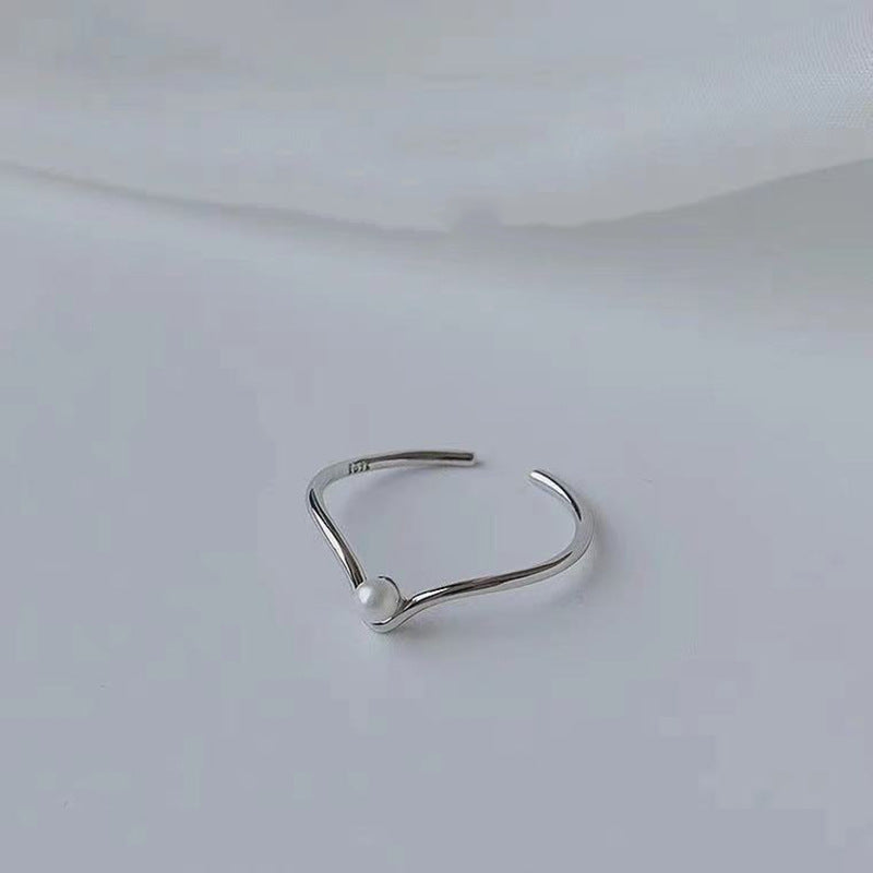 Minimalist Pearl Ring