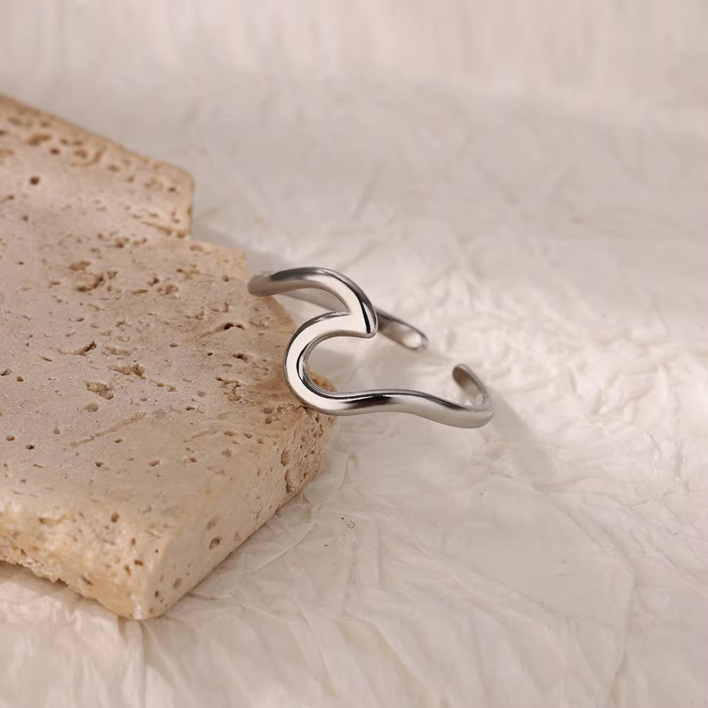 Minimalist Wave Ring