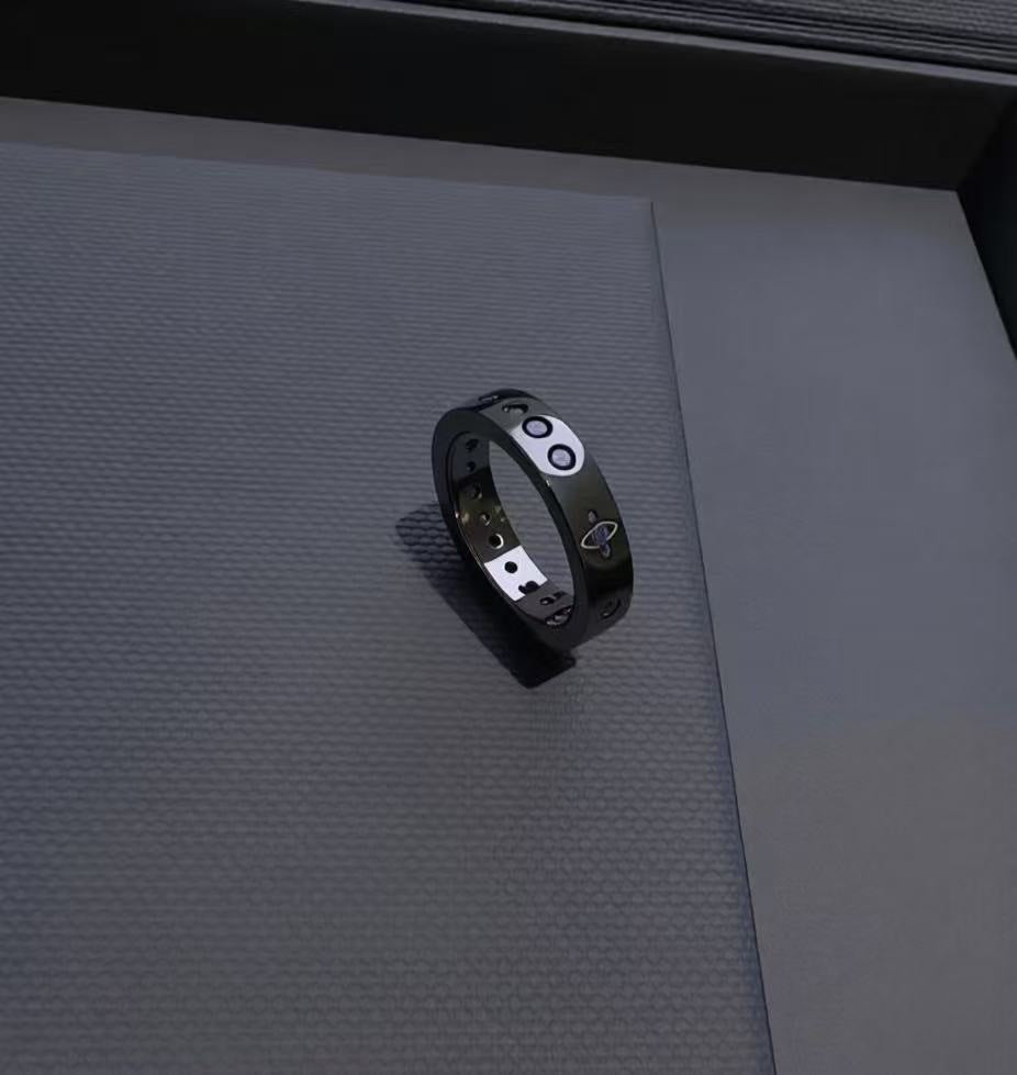 Modern Black Ring