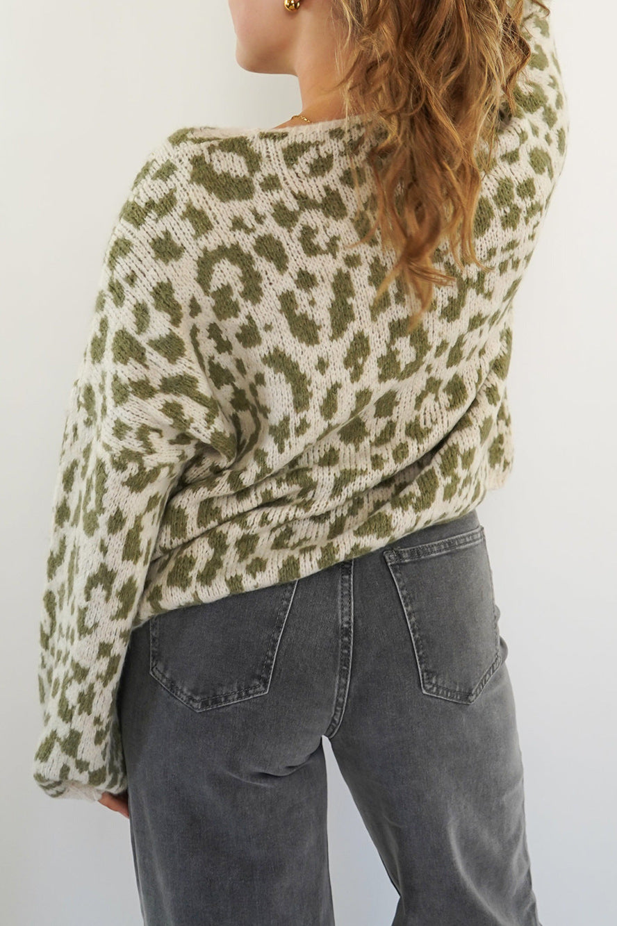 Gracefully Designed Cardigan