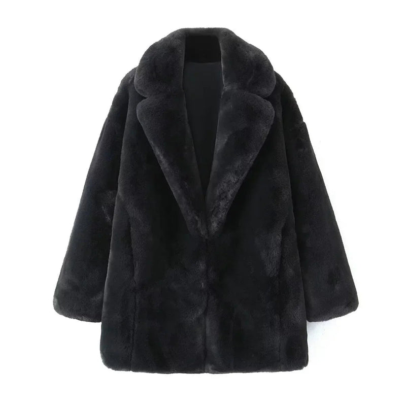 Effortlessly Elegant Coat with a Timeless Design