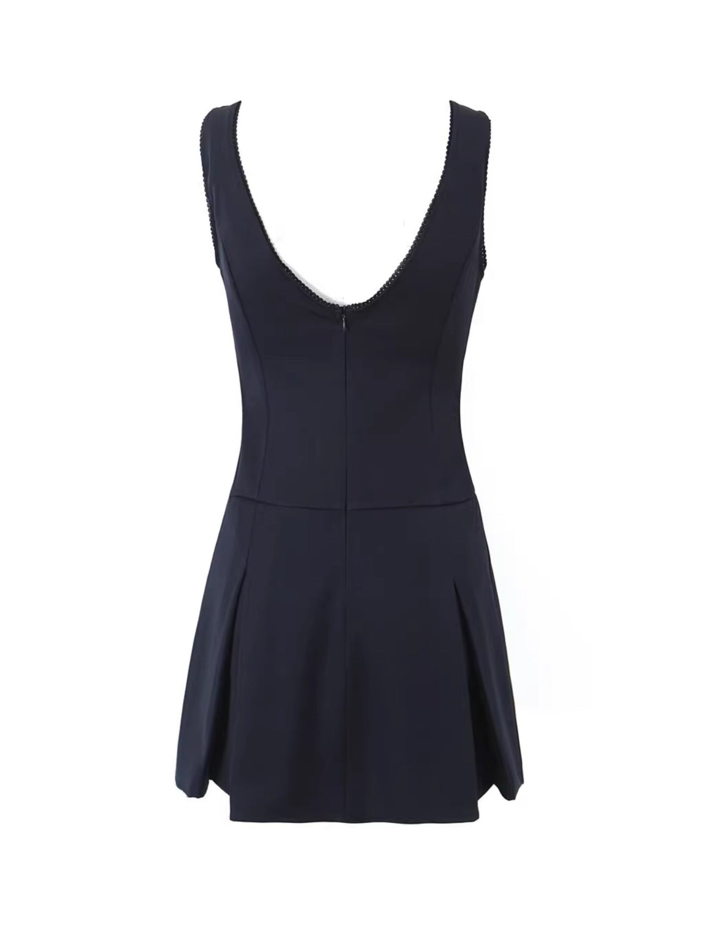 Sophisticated Dress with a Clean Classic Look