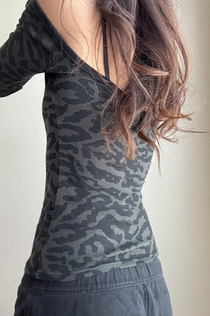 Timeless Vintage Style Blouse