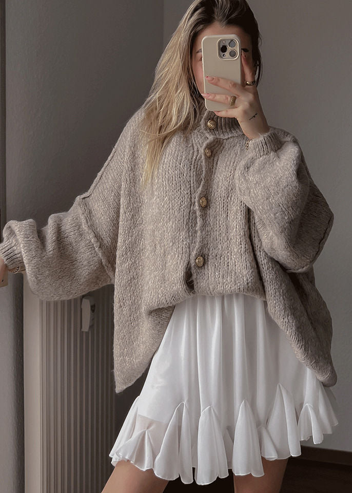 Classic Vintage Cardigan with a Flattering Fit