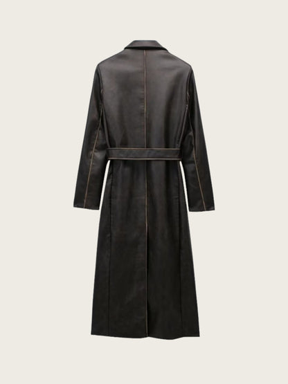 Gracefully Styled Coat for Any Occasion