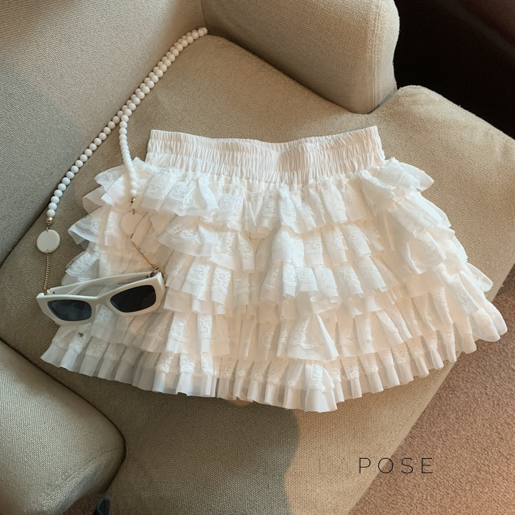 Sophisticated Garment with a Clean Classic Look
