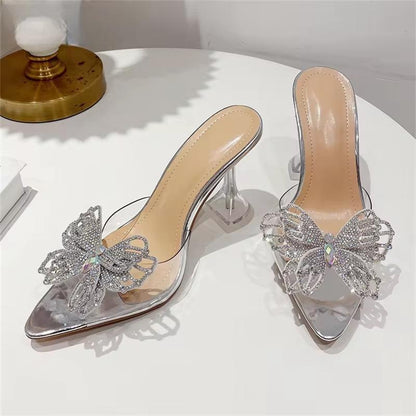 Polished Heels with an Effortless Classic Look