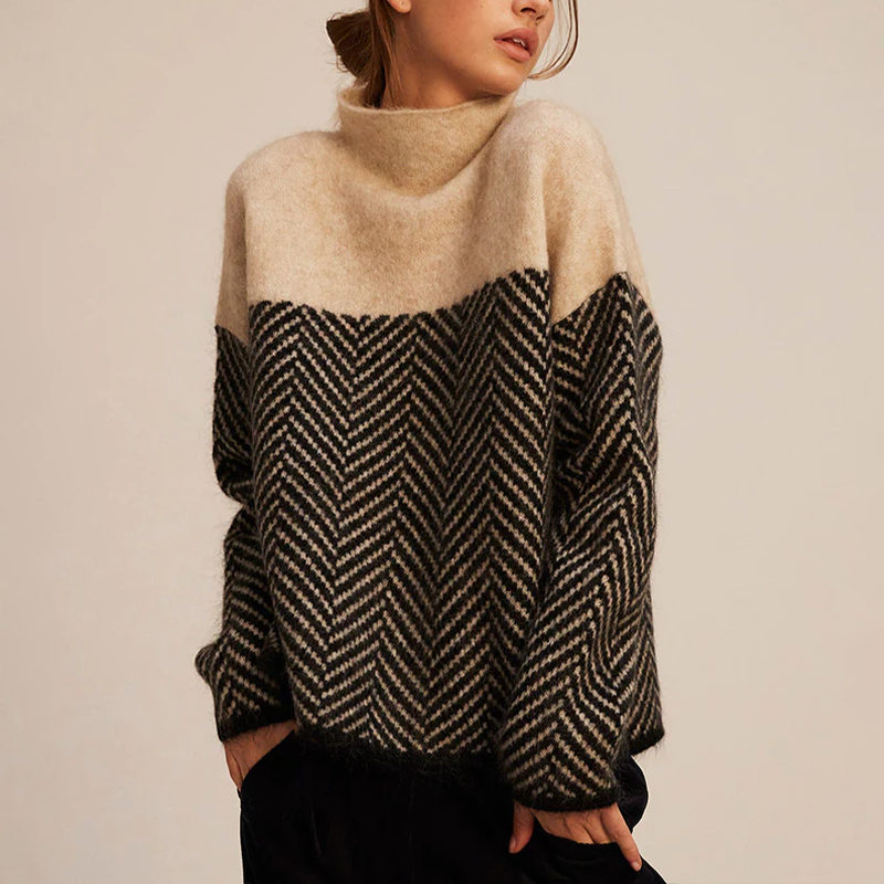 Cotton Pullover with Two-Color Design
