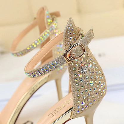Polished Heels with an Effortless Classic Look