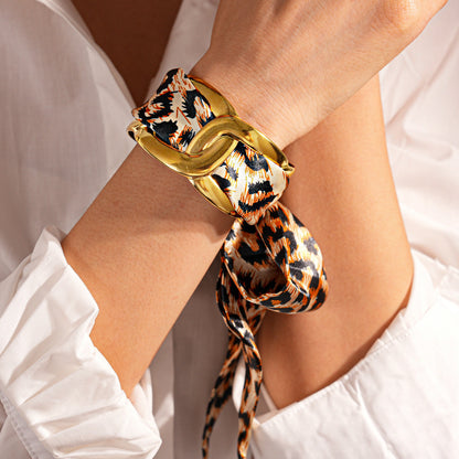 Classic Vintage & Enduringly Stylish Garment