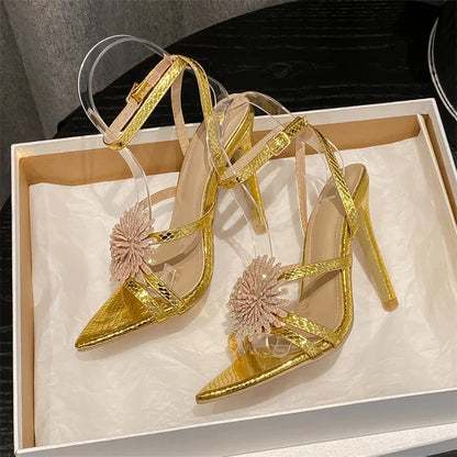 Polished Heels with an Effortless Classic Look