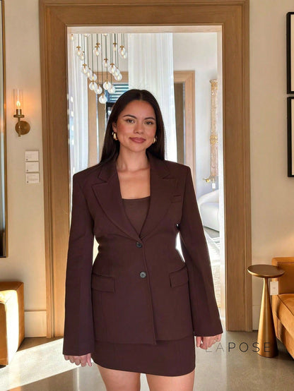 Beautifully Finished Garment in a Timeless Design