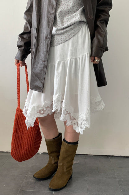 Gracefully Styled Garment for Any Occasion