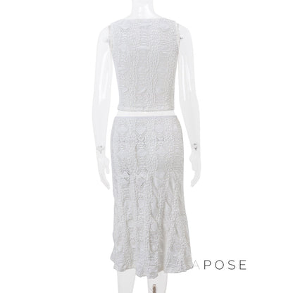 Gracefully Styled Garment for Any Occasion