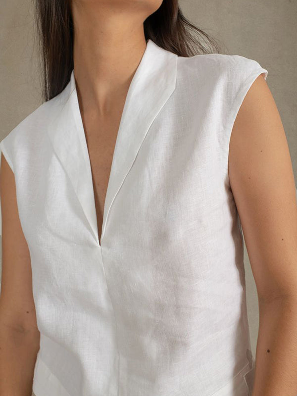 Classic Vintage & Enduringly Stylish Top