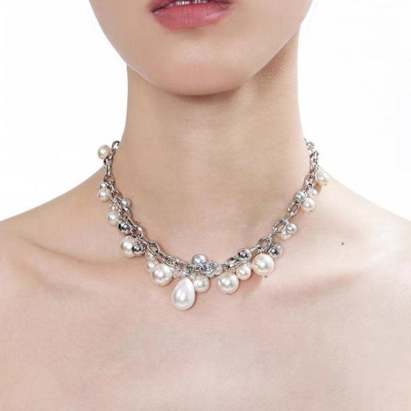Beautifully Finished Garment in a Timeless Design