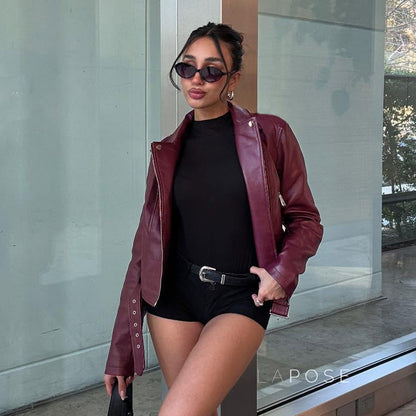 Elegantly Styled Jacket for Everyday Wear