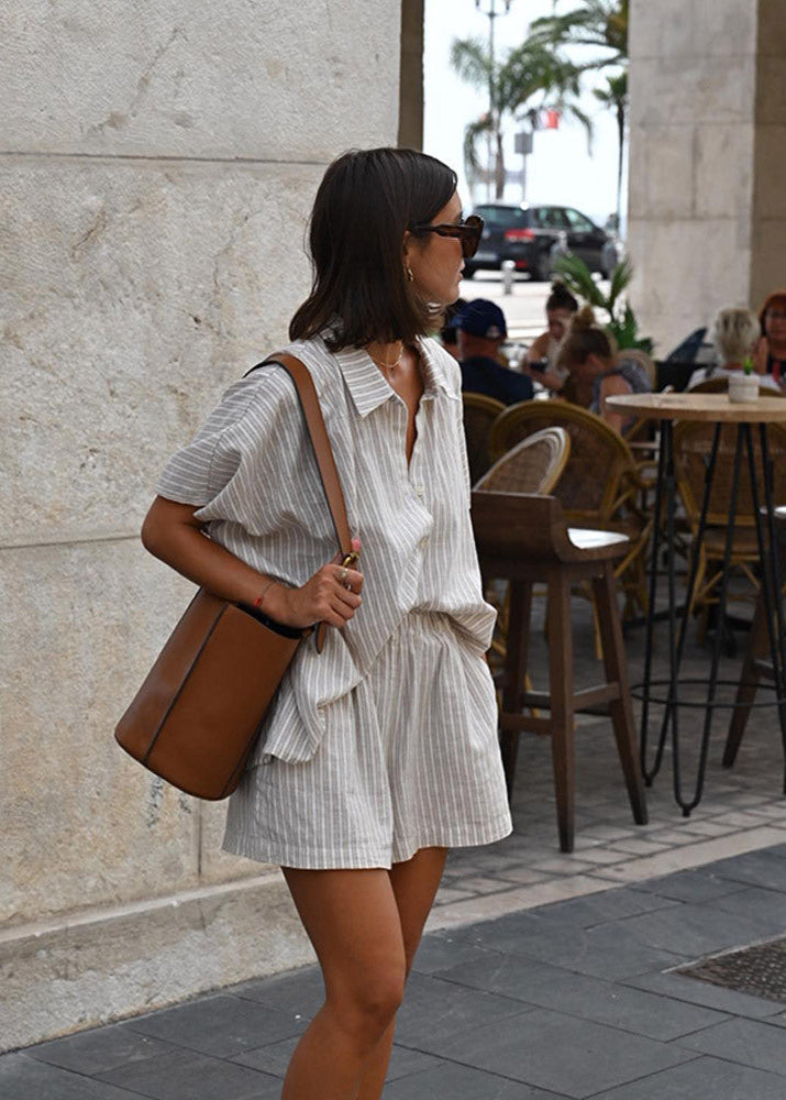 Effortlessly Elegant Garment with a Timeless Design