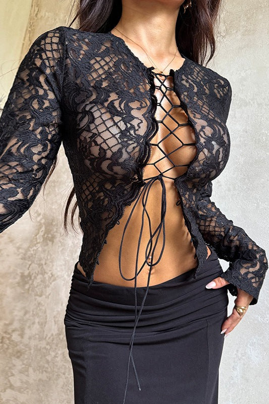 Beautifully Crafted Blouse in a Classic Style