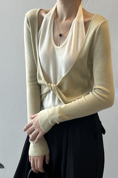 Sophisticated Garment with a Clean Classic Look