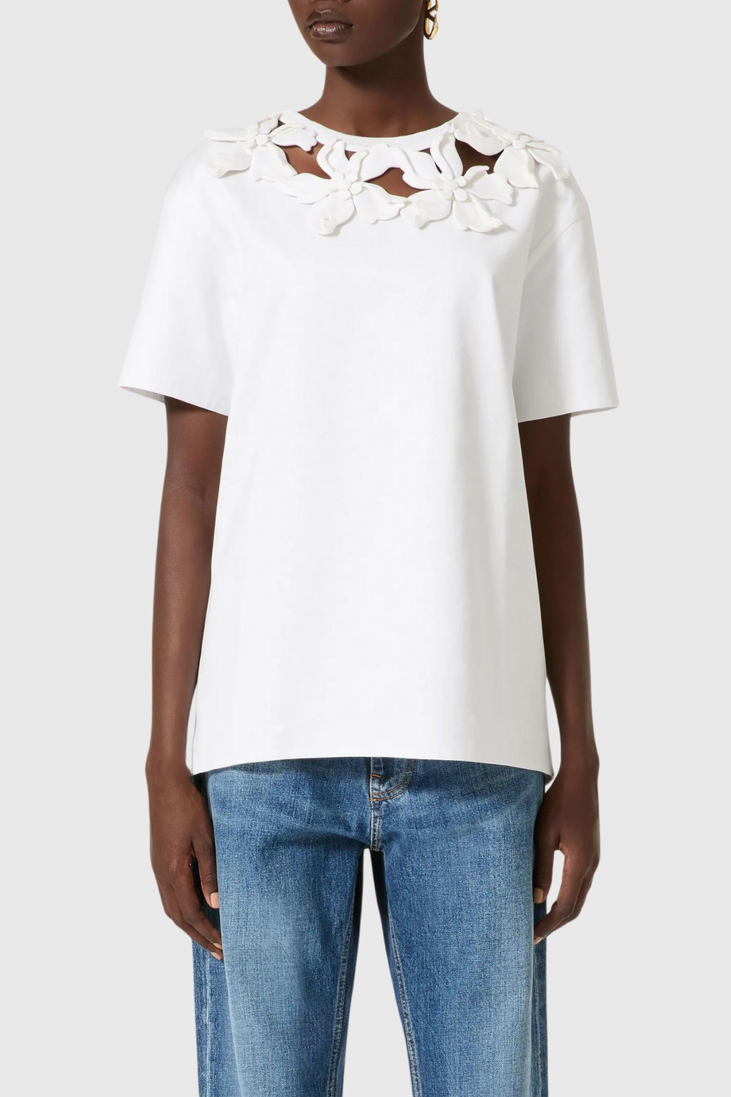 Elegantly Styled T-Shirt for Everyday Wear