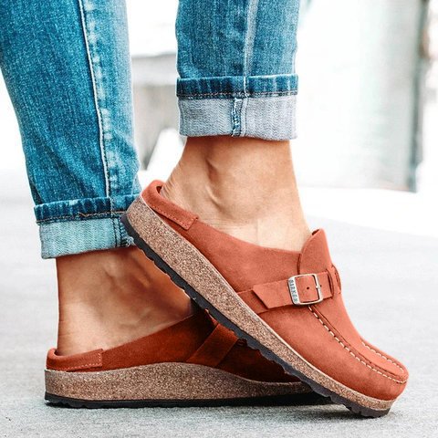 Retro slip-on sandal