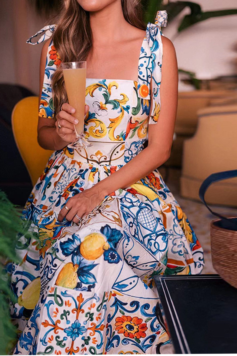 Beautifully Crafted Dress in a Classic Style