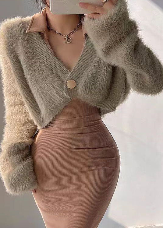 Beautifully Finished Top in a Timeless Design