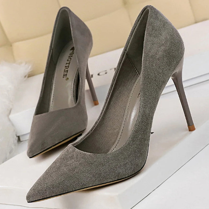 Polished Shoes with an Effortless Classic Look