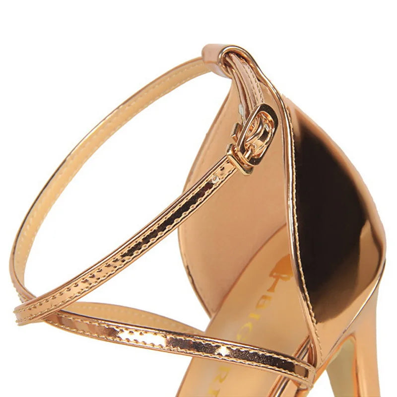 Beautifully Finished Heels in a Timeless Design