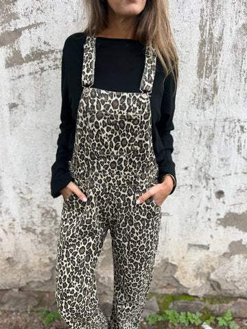 Polished Garment with an Effortless Classic Look