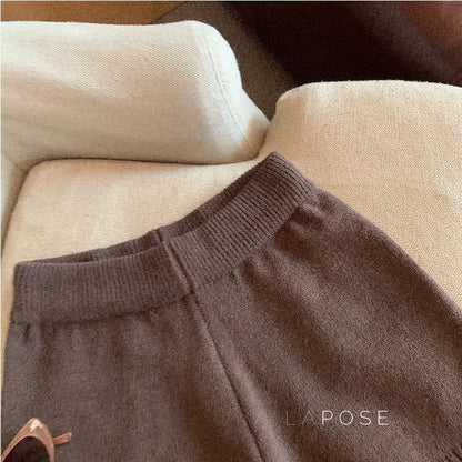 Effortlessly Elegant Garment with a Timeless Design