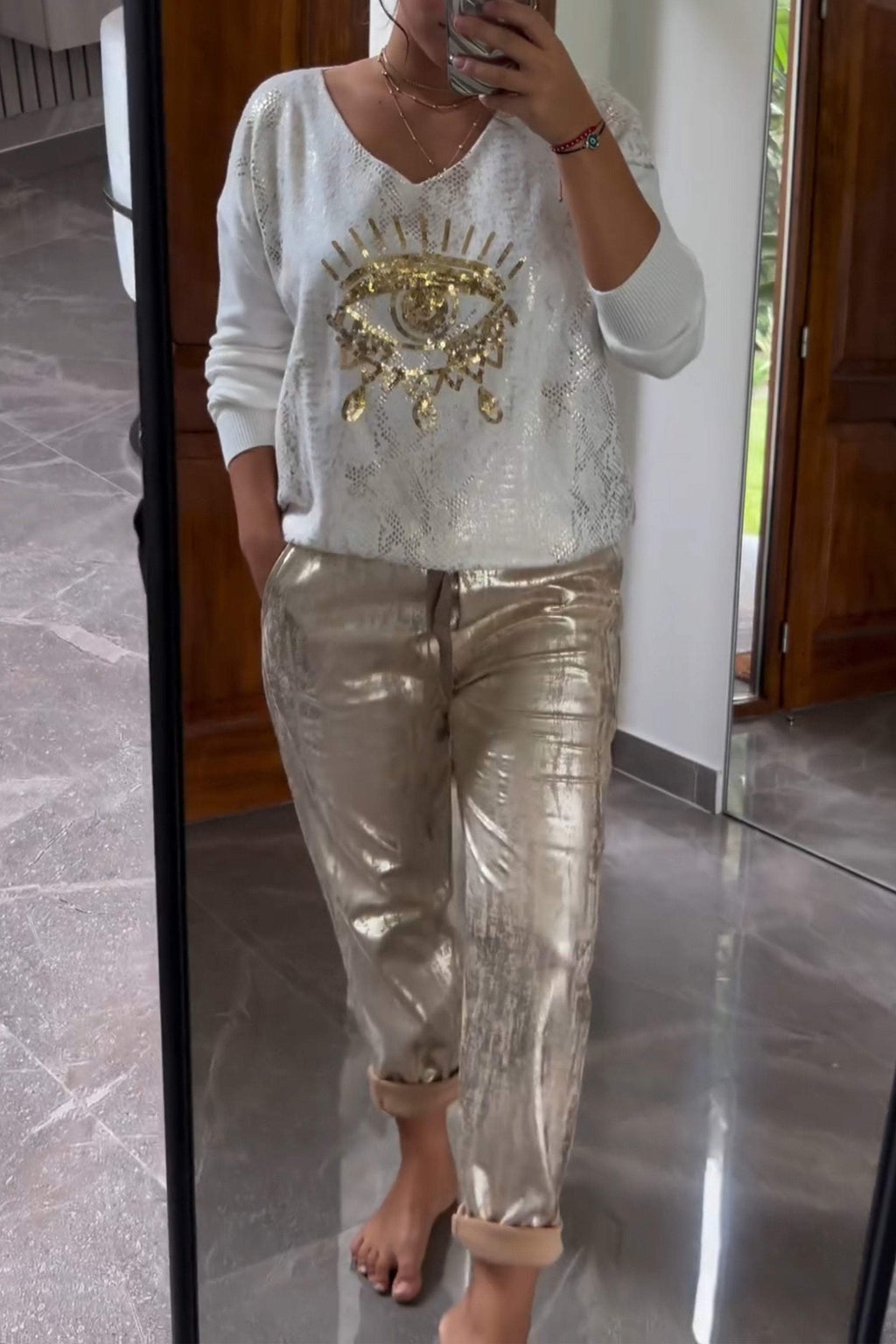Polished Trousers with an Effortless Classic Look