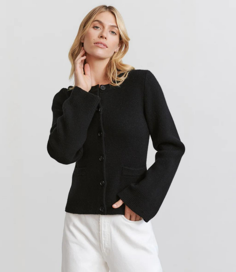 Gracefully Styled Cardigan for Any Occasion