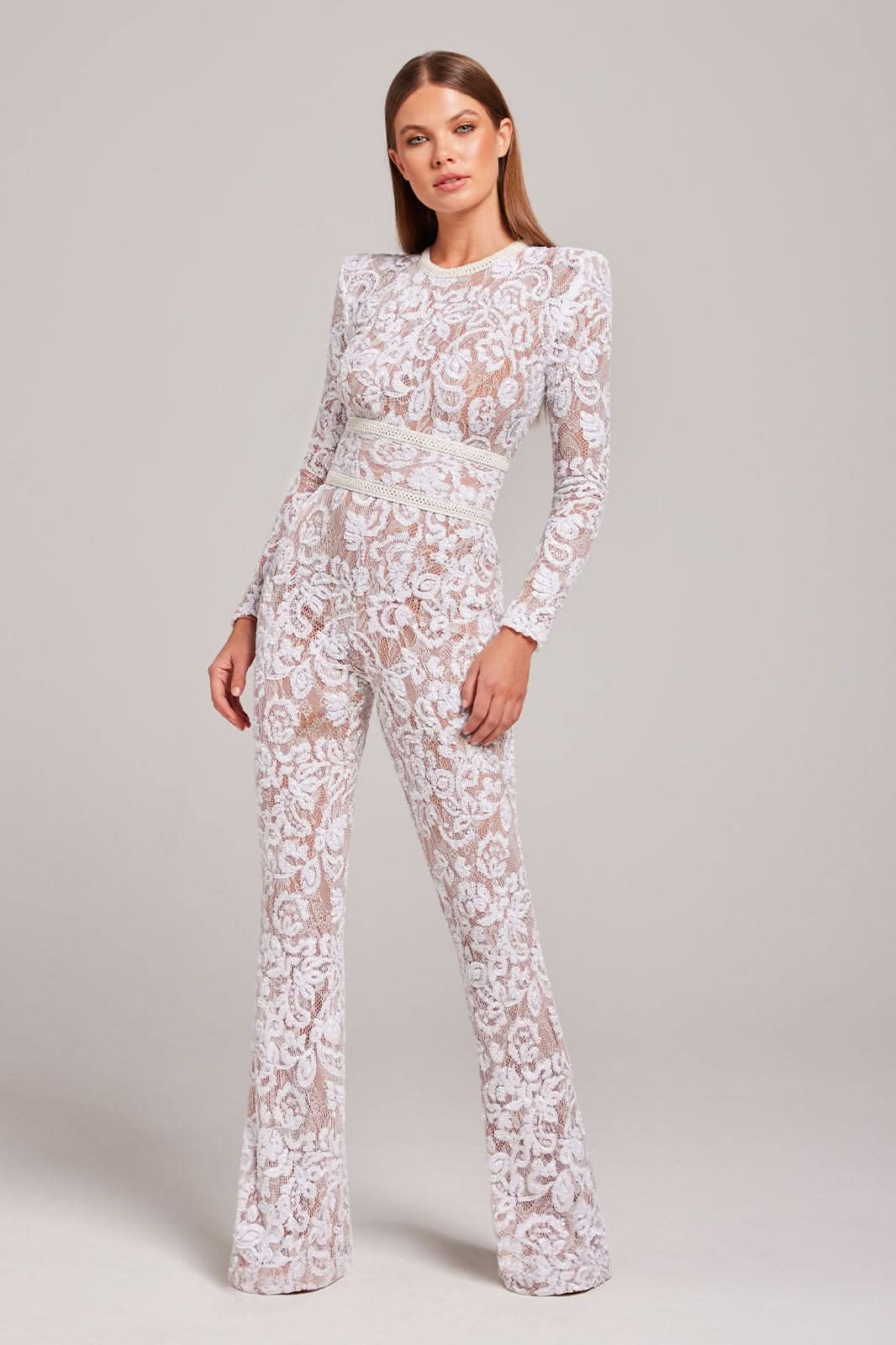 Effortlessly Elegant Garment with a Timeless Design