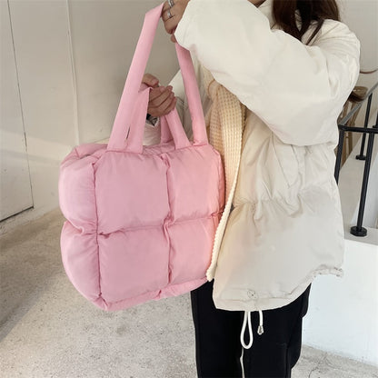 Classic Vintage Bag with a Flattering Fit