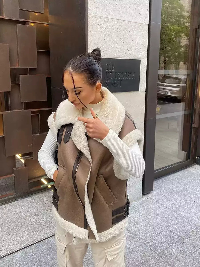 Sophisticated Coat with a Clean Classic Look