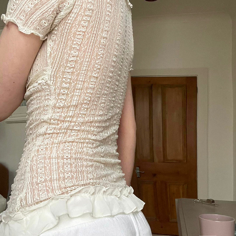 Beautifully Crafted Blouse in a Classic Style