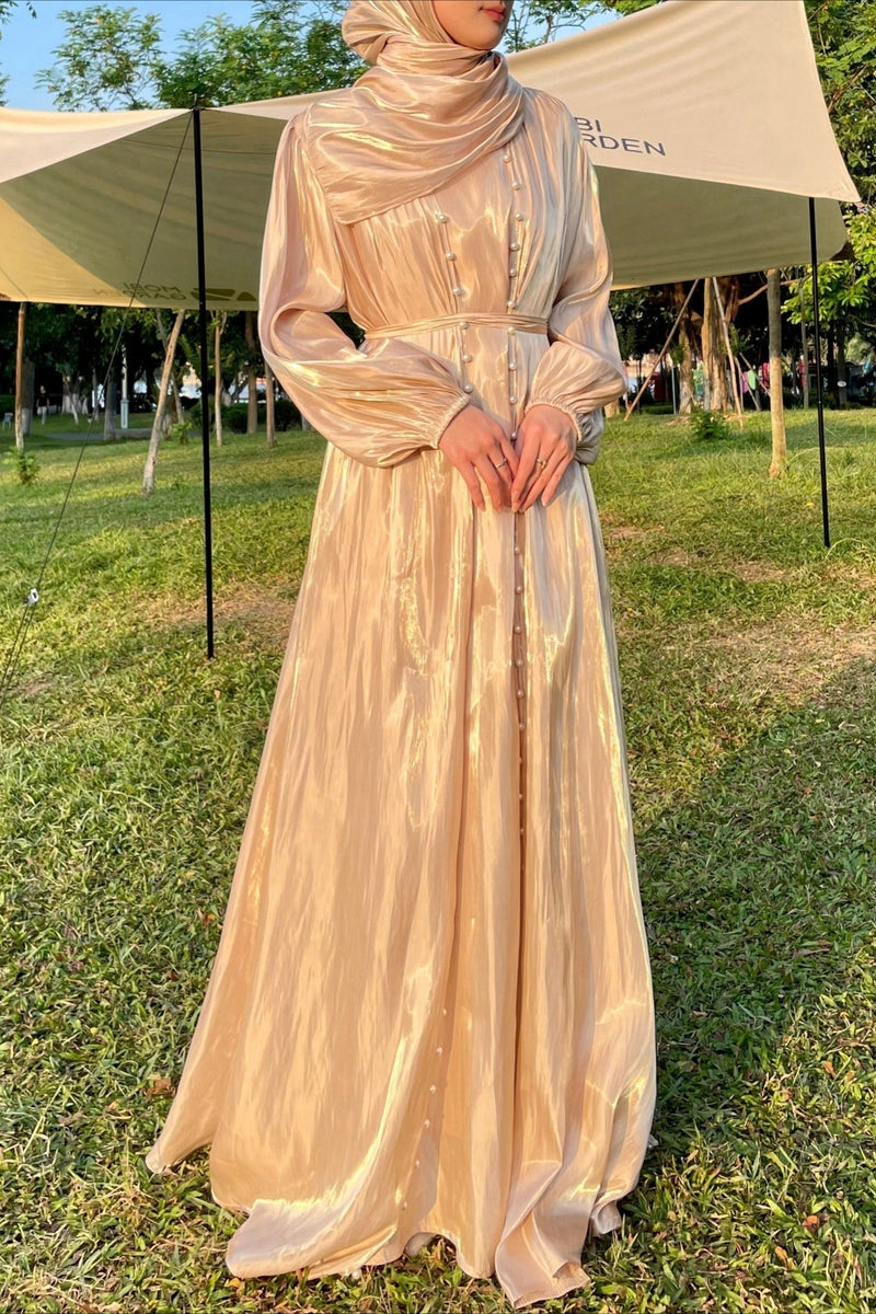 Polished Dress with an Effortless Classic Look