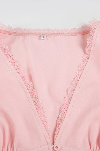 Effortlessly Elegant Blouse with a Timeless Design