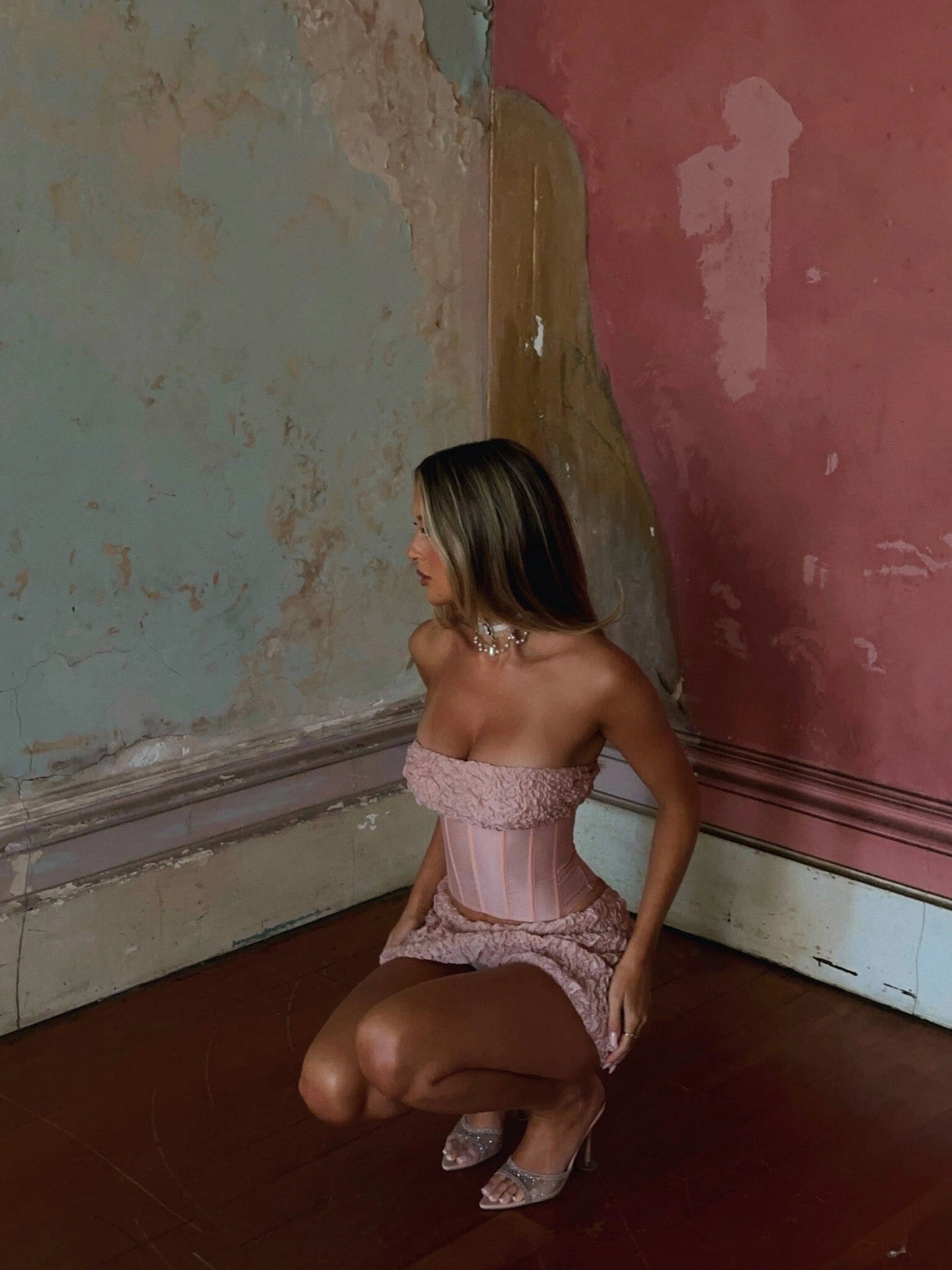 Classic Vintage & Enduringly Stylish Top