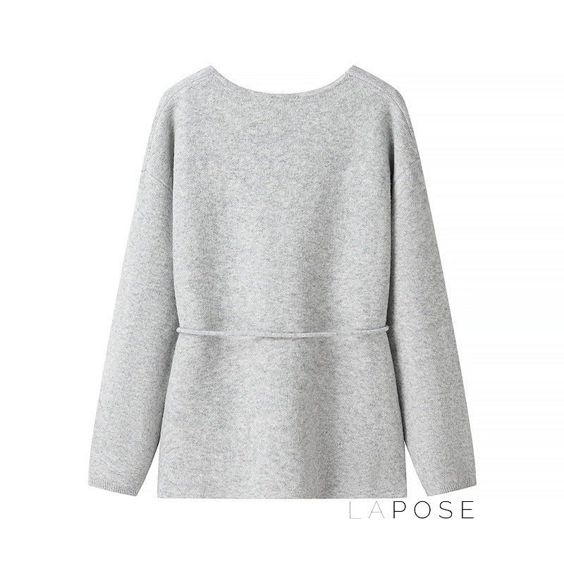 Gracefully Styled Cardigan for Any Occasion