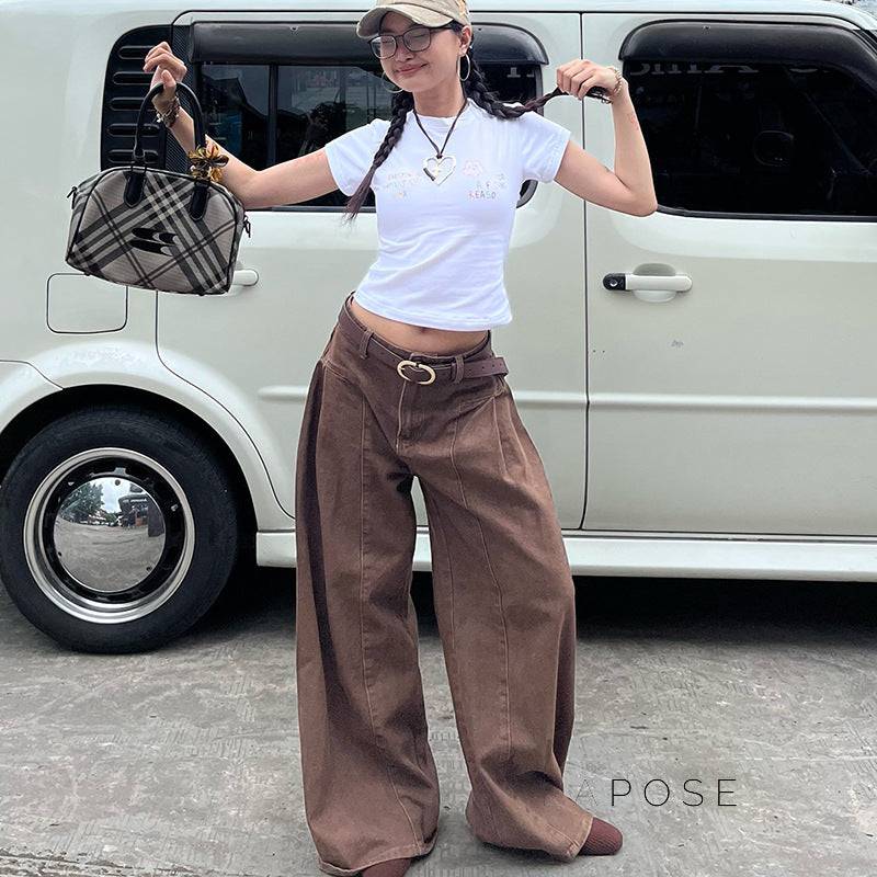 Effortlessly Elegant Garment with a Timeless Design