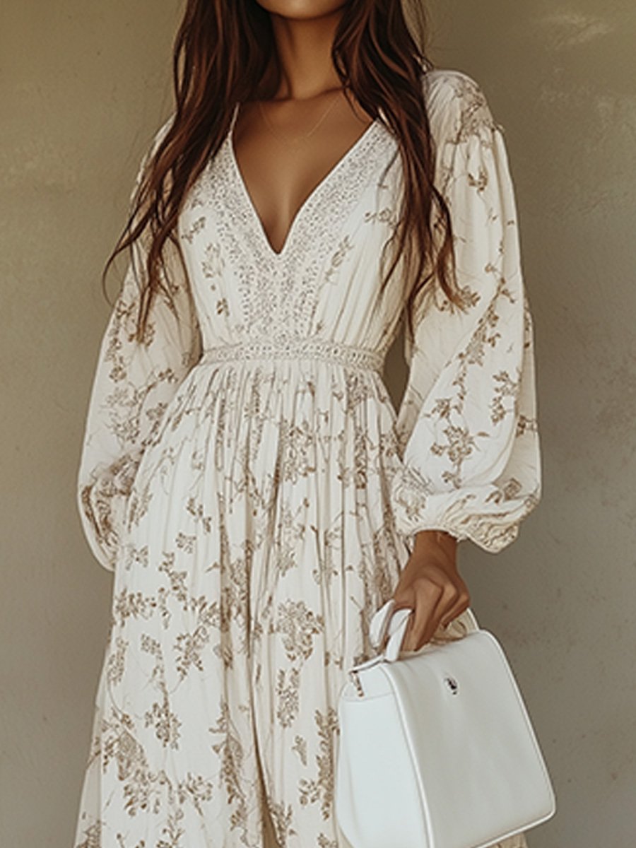 Sophisticated Dress with a Clean Classic Look