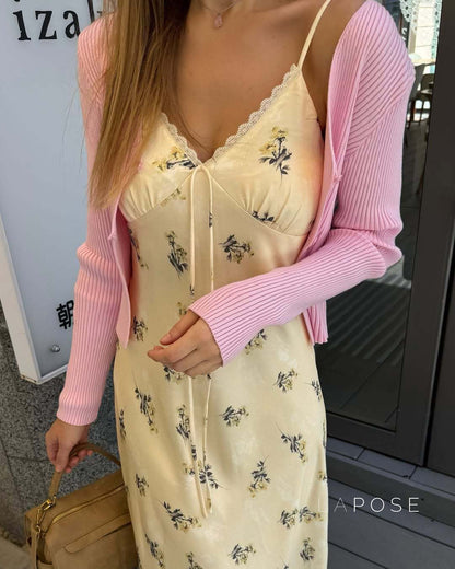 A Vintage Style Dress with Delicate Timeless Details
