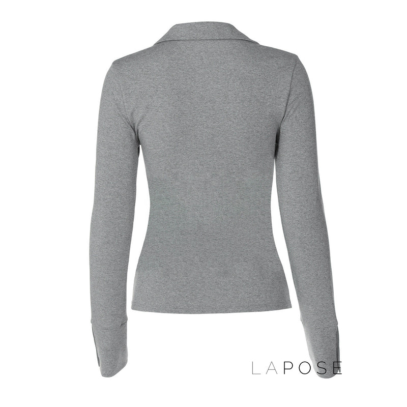 Effortlessly Elegant Top with a Timeless Design